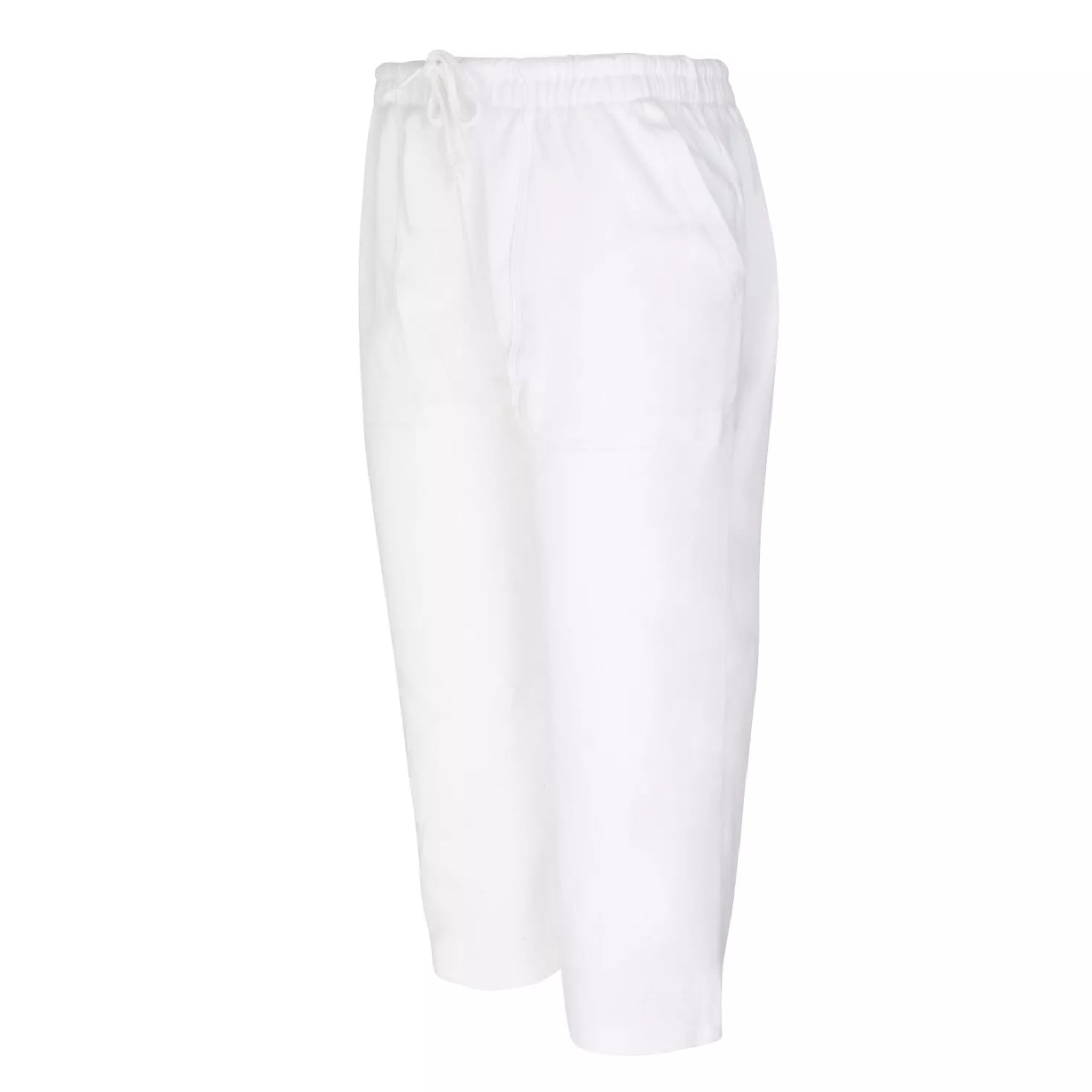 Nicky Adams ladies knee length shorts with pockets – casual summer shorts in white